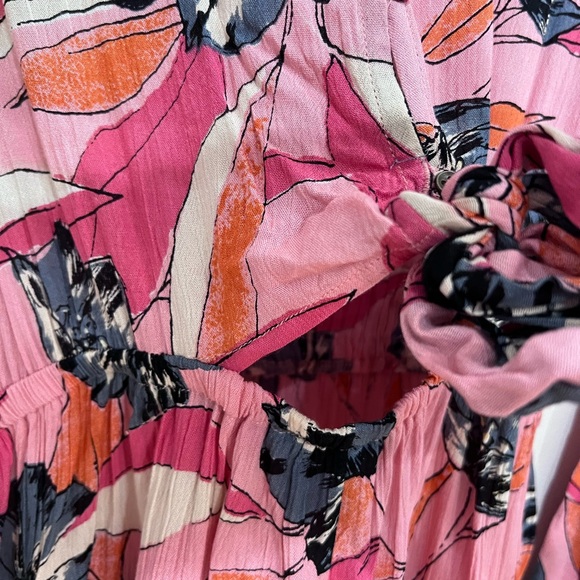 Billabong NWT Sittin Pretty Floral Long Bell Sleeve Romper Tie-front in Pink, M - Picture 4 of 15